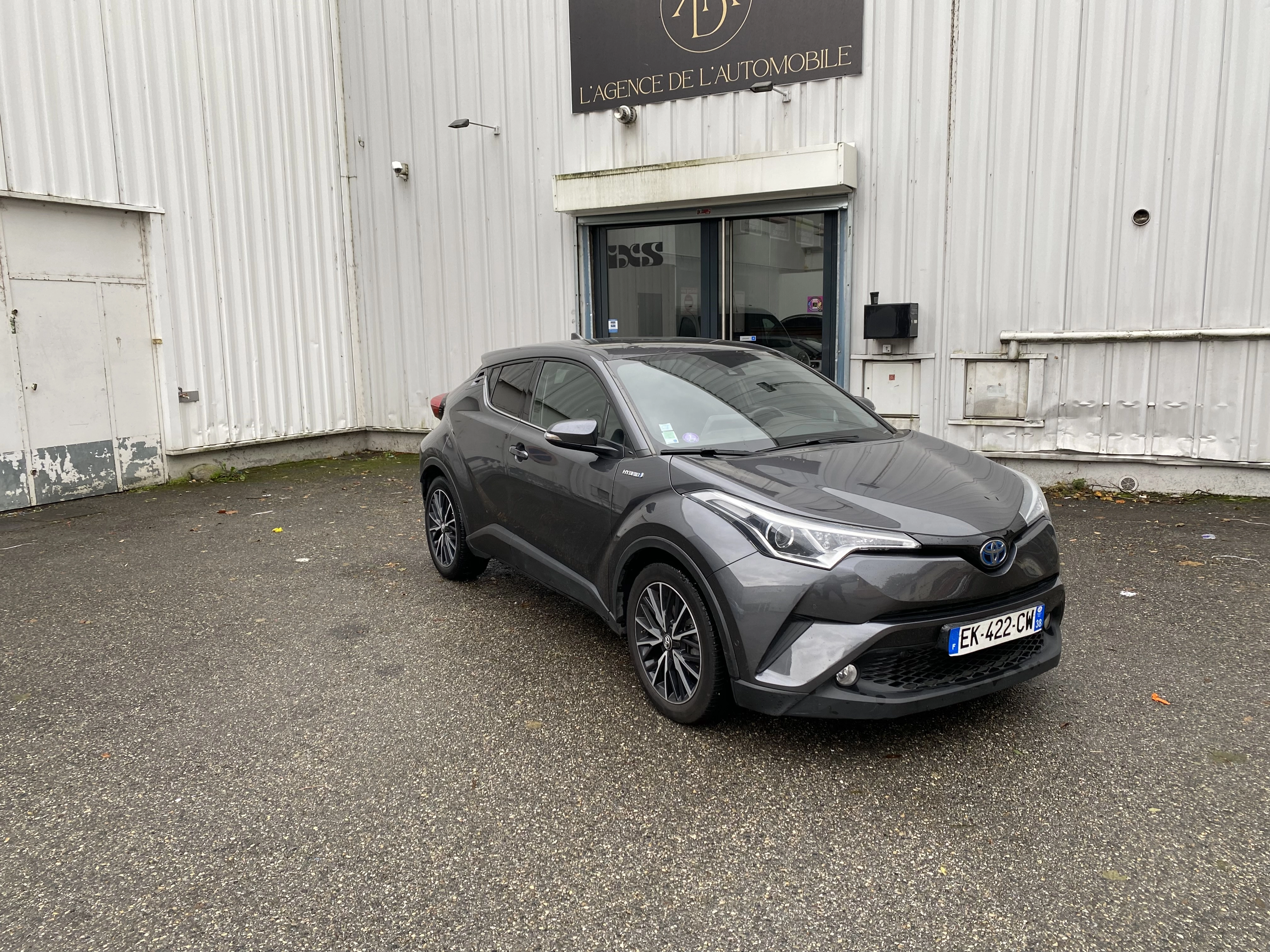 TOYOTA C-HR